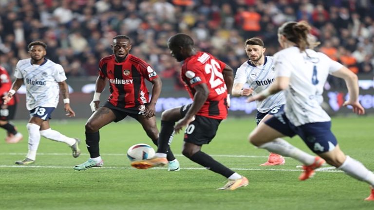 fenerbahce4.jpg